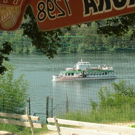 Hostal Beach Pub Sokolak *